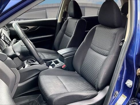 Used 2019 Nissan Rogue SV w/ Premium Package AWD/4WD image 25