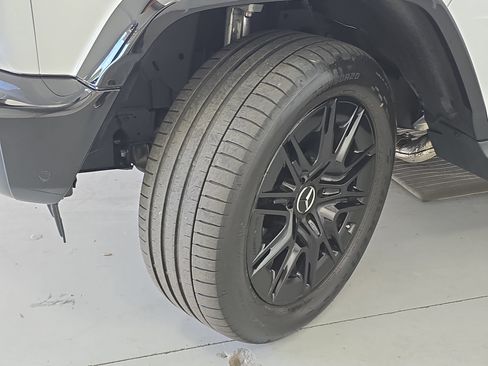 Used 2025 Mercedes-Benz G 550 G 550 image 32