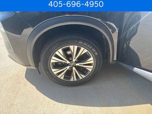 Used 2022 Nissan Rogue SV FWD image 32