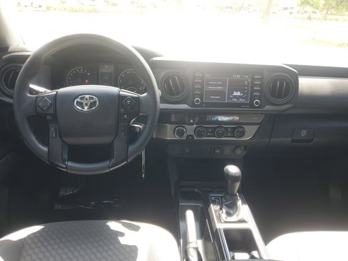 Certified 2023 Toyota Tacoma SR AWD/4WD image 9
