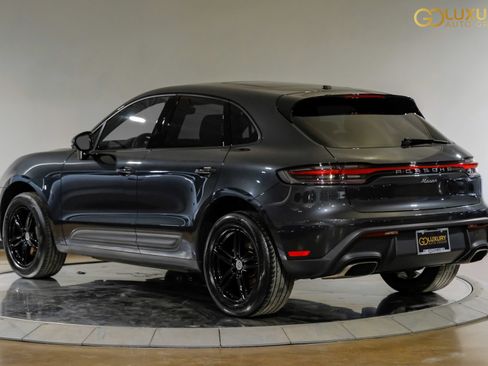 Used 2023 Porsche Macan w/ Premium Package Plus AWD/4WD image 11