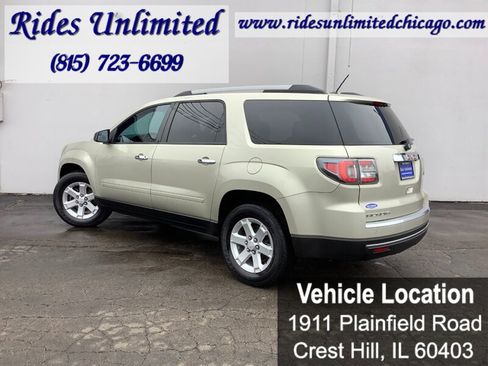 Used 2013 GMC Acadia SLE image 3
