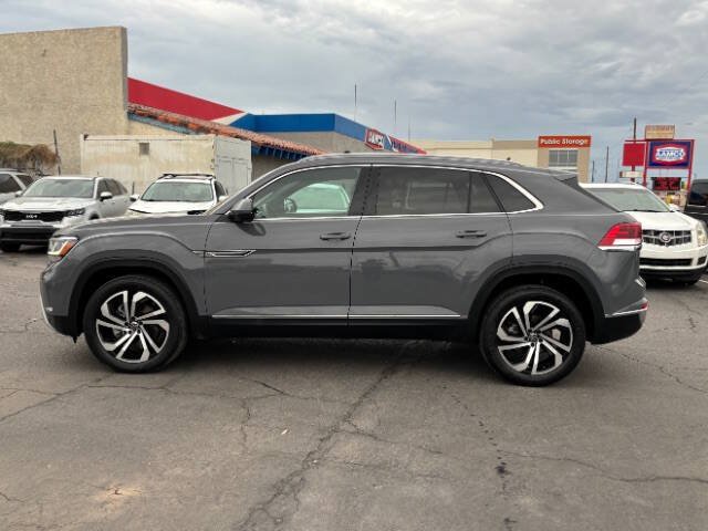 Used 2021 Volkswagen Atlas Cross Sport SEL Premium AWD/4WD image 6