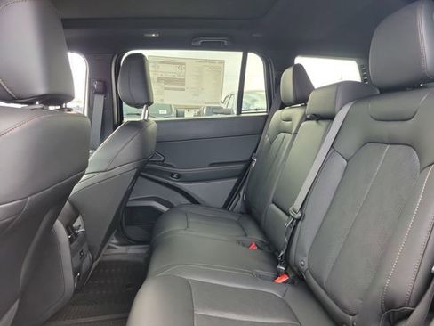 New 2026 Jeep Cherokee Overland w/ Advanced Pro Tech Group image 12