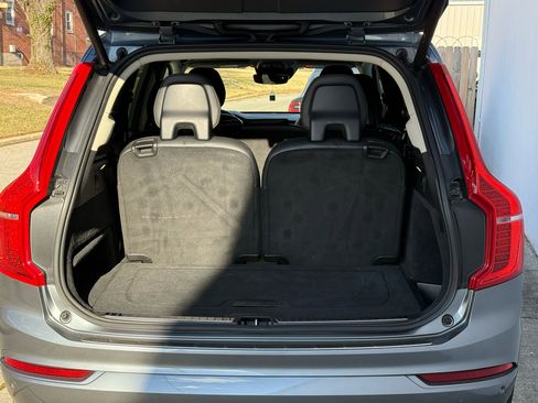 Used 2017 Volvo XC90 T6 Momentum w/ Vision Package image 29