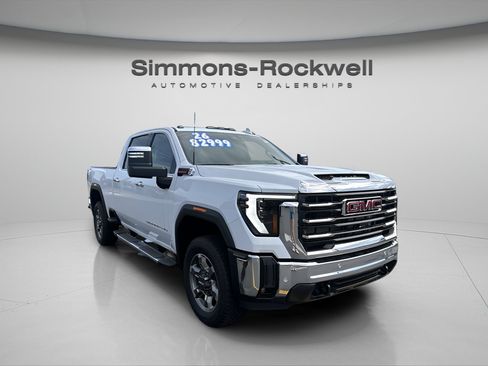 New 2026 GMC Sierra 2500 SLT w/ Max Trailering Package AWD/4WD image 5