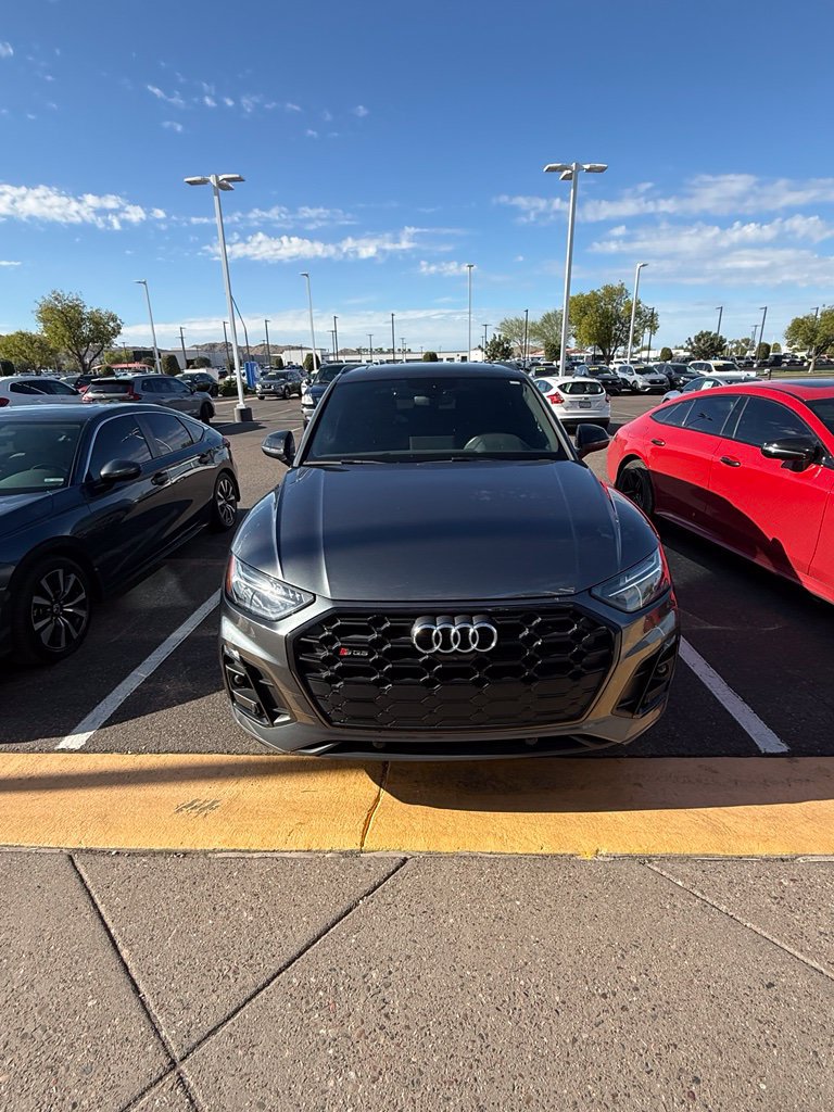 Used 2023 Audi SQ5 Premium Plus w/ Premium Plus Package AWD/4WD image 3