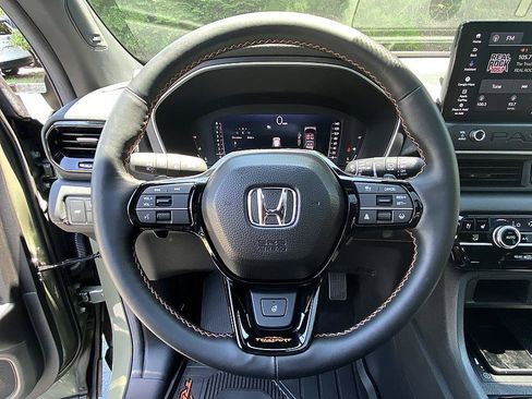 Used 2026 Honda Passport TrailSport Elite image 11