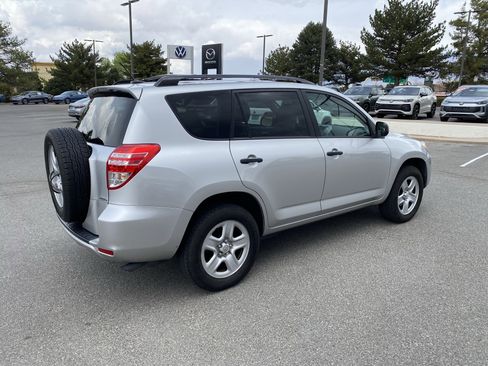 Used 2012 Toyota RAV4 4WD V6 w/ Tow Prep Pkg image 41