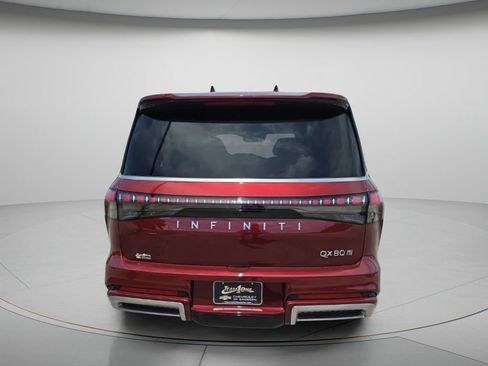 Used 2025 INFINITI QX80 Sensory AWD/4WD image 6