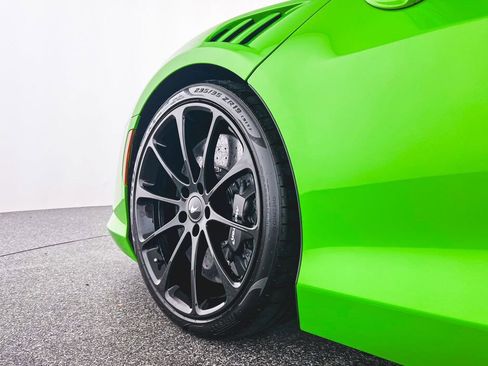 New 2025 McLaren Artura image 4