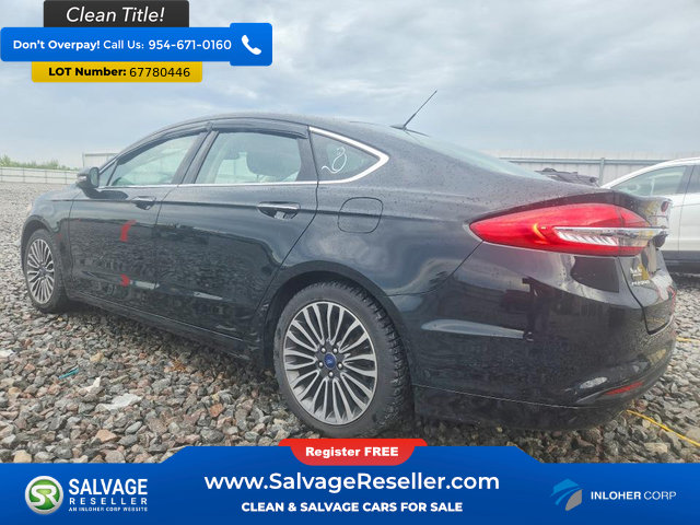 Used 2017 Ford Fusion SE w/ Fusion SE Technology Package FWD image 3
