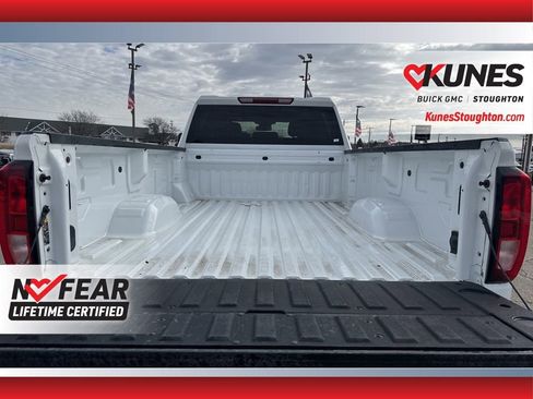 Used 2024 GMC Sierra 3500 SLE image 18