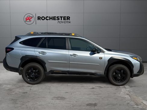 Used 2022 Subaru Outback Wilderness AWD/4WD image 6