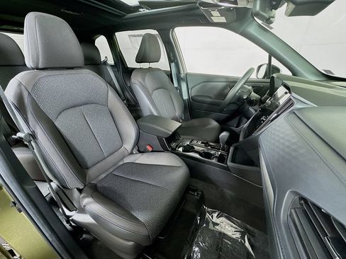 Used 2026 Subaru Forester Premium AWD/4WD image 28