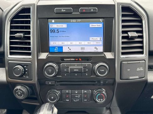 Used 2016 Ford F150 XLT w/ Equipment Group 302A Luxury AWD/4WD image 27