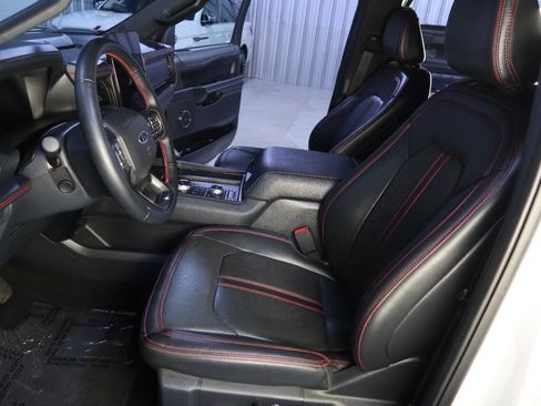 Used 2024 Ford Expedition Max Limited image 21