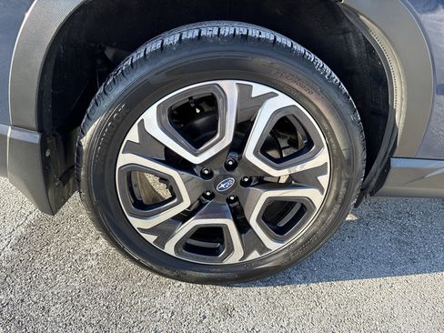 Used 2024 Subaru Ascent Touring image 7