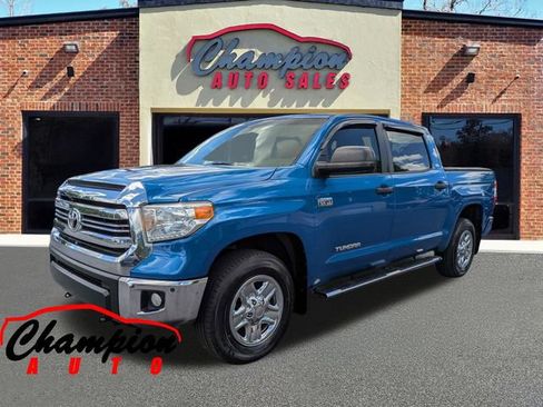 Used 2017 Toyota Tundra SR5 w/ SR5 Upgrade Package RWD image 5