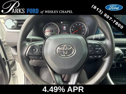 Used 2022 Toyota RAV4 LE FWD image 14