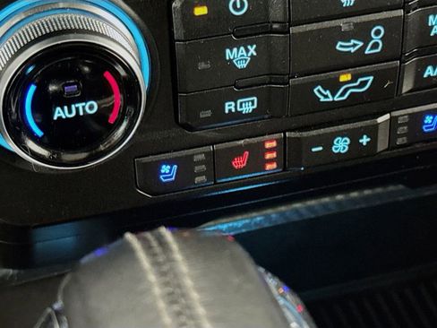 Used 2018 Ford F150 Lariat w/ Equipment Group 502A Luxury image 20