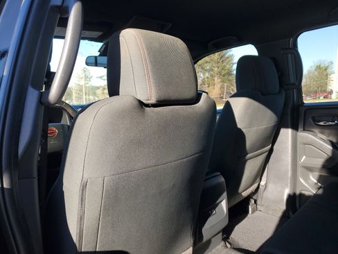 Used 2023 Nissan Frontier Pro-X w/ Technology Package image 11