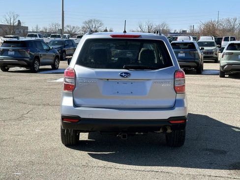 Used 2015 Subaru Forester 2.5i Premium w/ All-Weather Package image 4