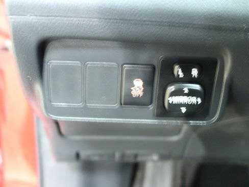 Used 2010 Toyota Corolla S image 12