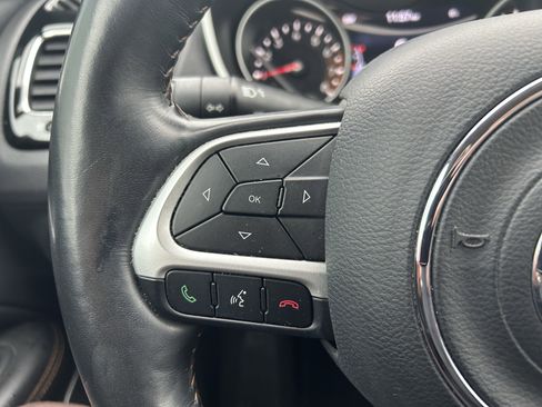 Used 2019 Jeep Compass Limited image 19