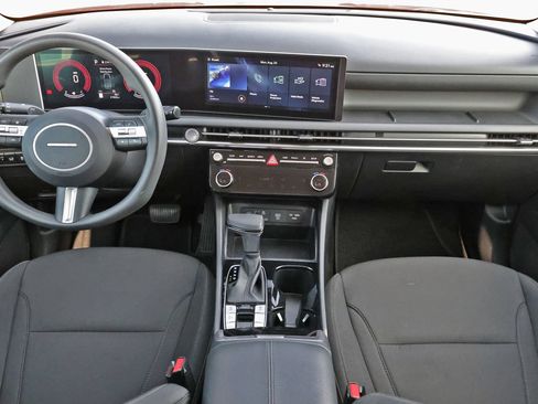 Used 2026 Hyundai Tucson SEL AWD/4WD image 2