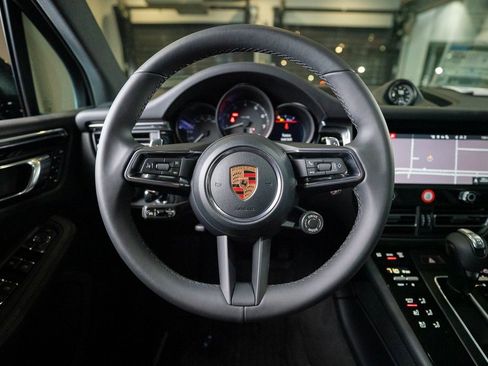 New 2026 Porsche Macan image 15