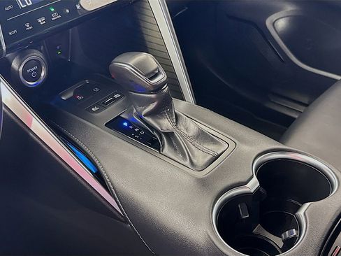 Certified 2024 Toyota Venza Nightshade image 16