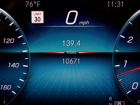 Used 2020 Mercedes-Benz GLB 250 image 35