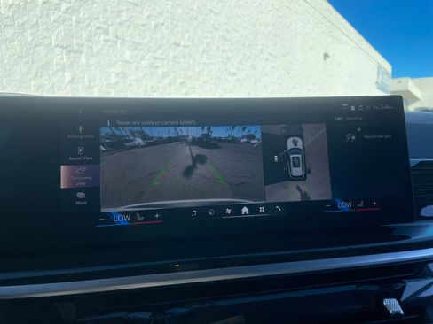 Used 2025 BMW X5 xDrive40i w/ Premium Package image 27