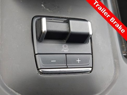 Used 2023 GMC Sierra 1500 AT4 w/ AT4 Preferred Package image 18