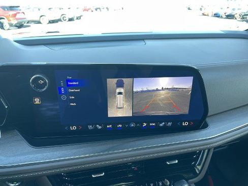 New 2026 Chevrolet Suburban High Country AWD/4WD image 14