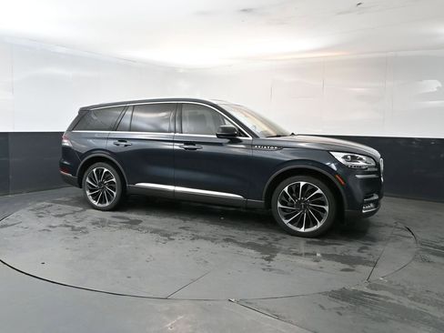 Used 2021 Lincoln Aviator Reserve w/ Equipment Group 202A AWD/4WD image 7