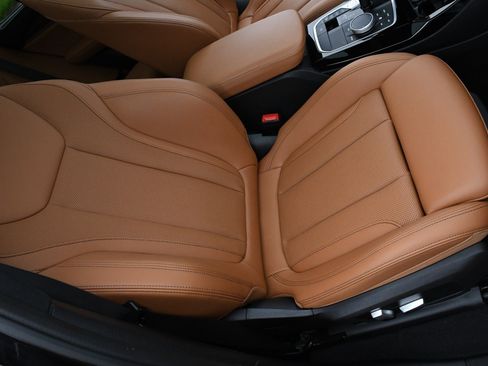 Used 2022 BMW X3 xDrive30i w/ M Sport Package 2 image 18