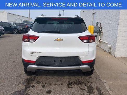 Used 2023 Chevrolet TrailBlazer LT w/ Convenience Package AWD/4WD image 6