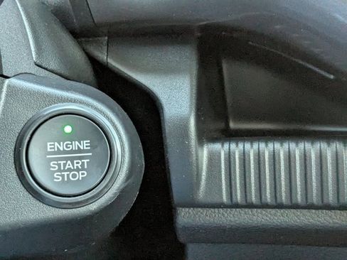 New 2025 Ford Ranger Lariat w/ FX4 Off-Road Package image 27