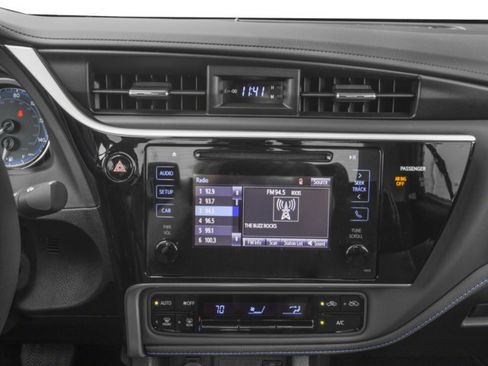 Used 2018 Toyota Corolla XSE w/ Carpet Mat Package (TMS) FWD image 10