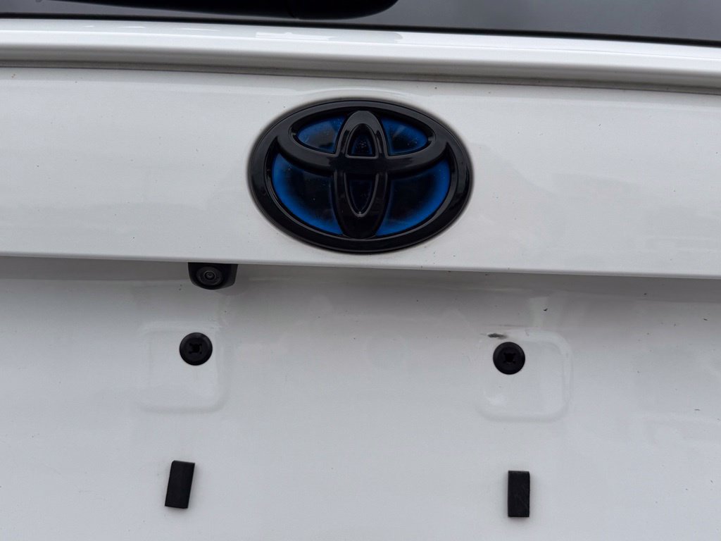 Used 2023 Toyota RAV4 SE w/ Weather & Moonroof Package AWD/4WD image 45