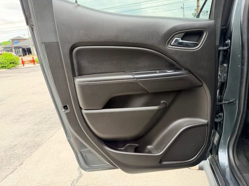 Used 2015 GMC Canyon SLT w/ Driver Alert Package AWD/4WD image 25