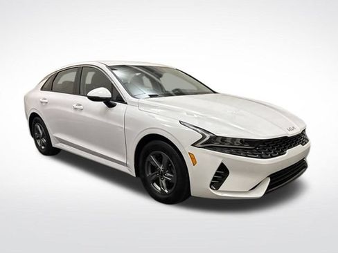 Certified 2024 Kia K5 LXS FWD image 3