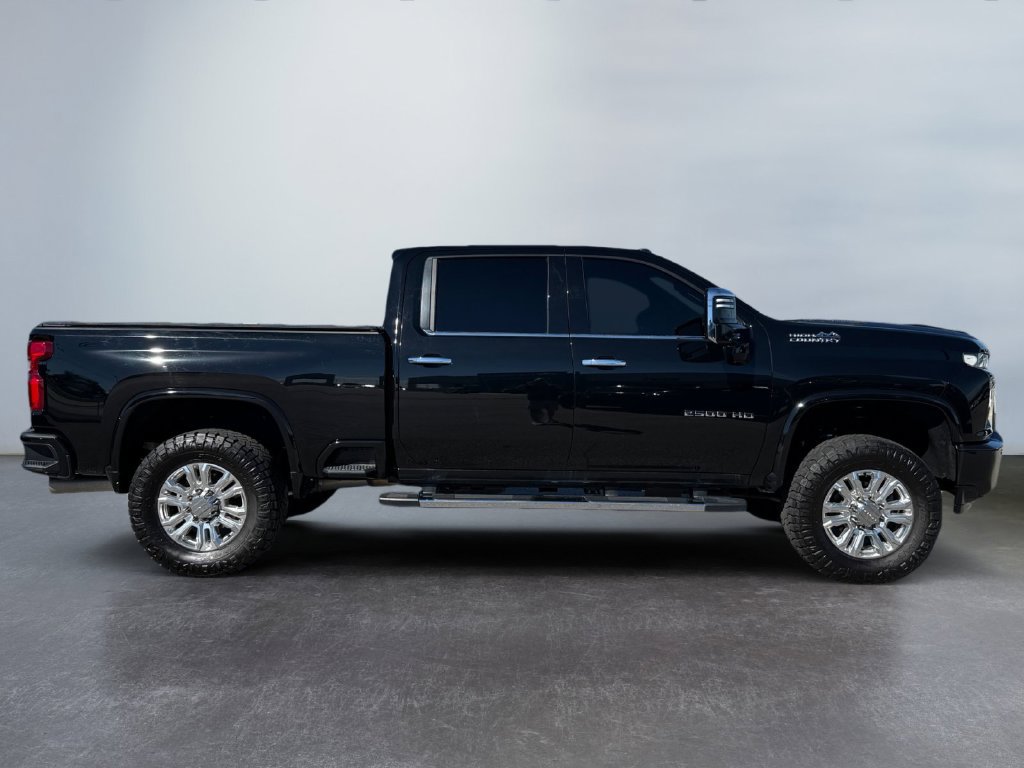 Used 2021 Chevrolet Silverado 2500 High Country w/ Z71 Off-Road Package AWD/4WD image 2