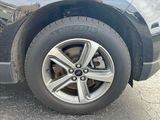 Used 2023 Ford Edge SEL w/ Convenience Package image 2