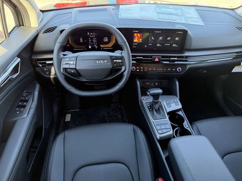 New 2026 Kia Sportage EX AWD/4WD image 13