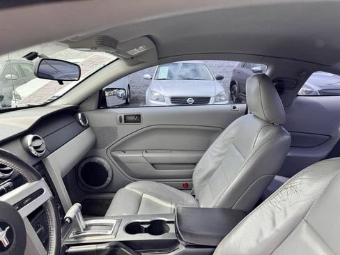 Used 2006 Ford Mustang Coupe RWD image 30