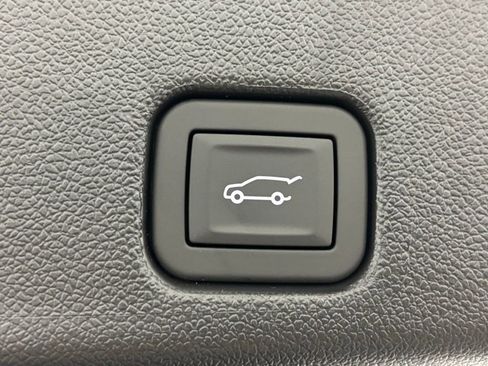 New 2026 Buick Enclave Sport Touring w/ Power Package image 13