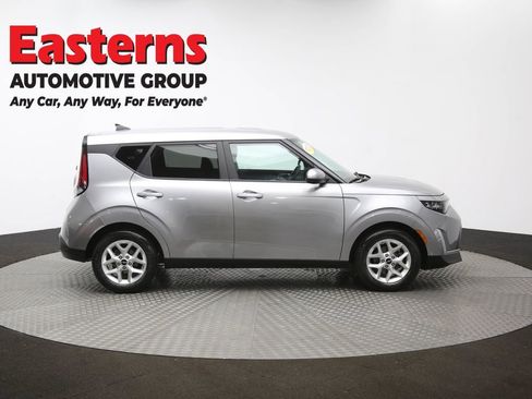 Used 2024 Kia Soul LX w/ Option Group 015 image 45